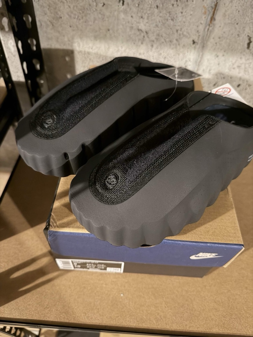 Nike mind fragment slides- size 9